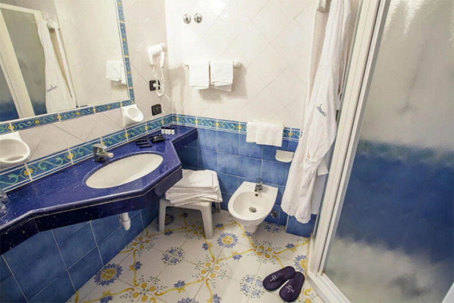 Bagno camere Hotel President Ischia
