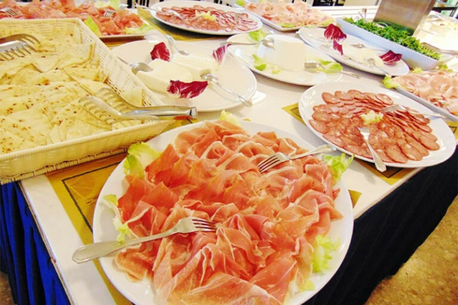 Hotel King buffet
