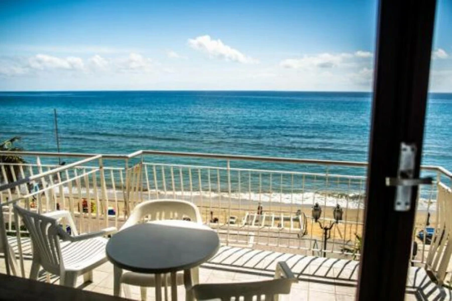 Hotel West End Balcone
