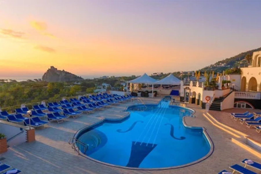 Piscina esterna Hotel President Ischia