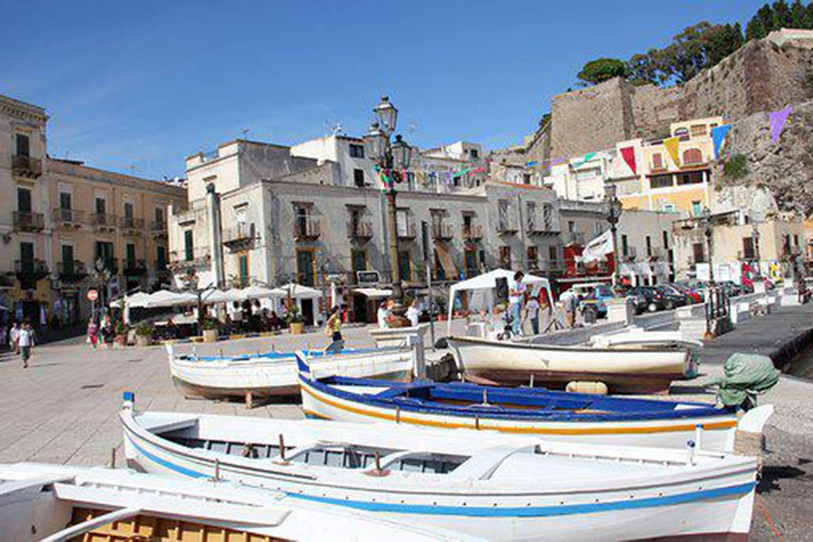 Tour Isole Eolie Lipari