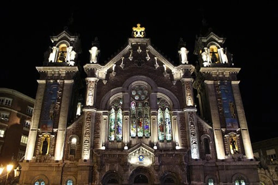 Spagna parrocchia