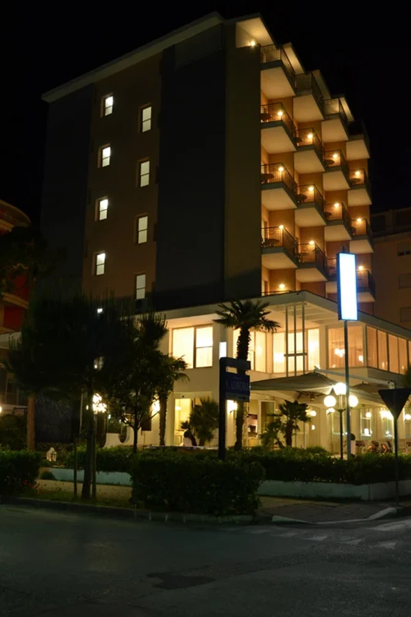 Hotel Mirage ingresso