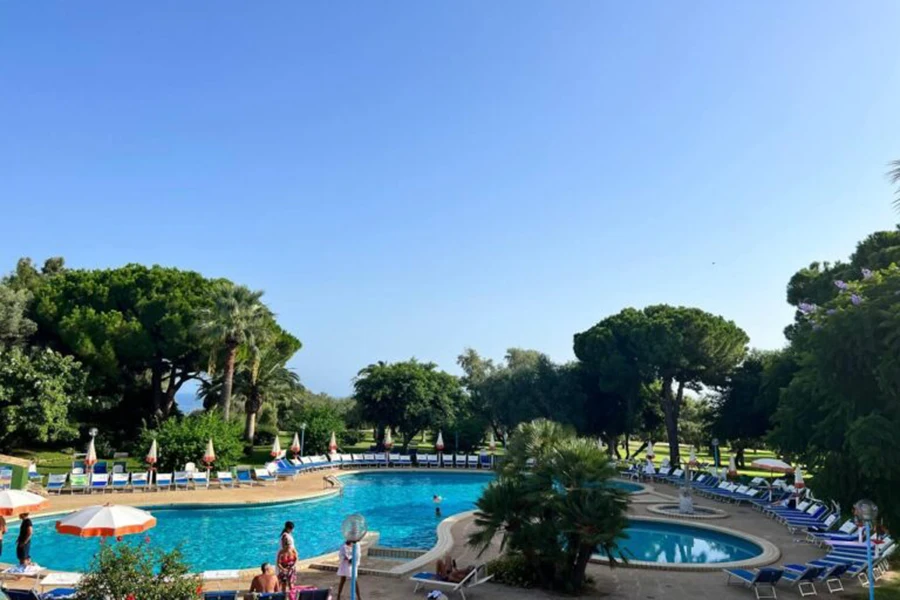 Alicudi piscina (2)