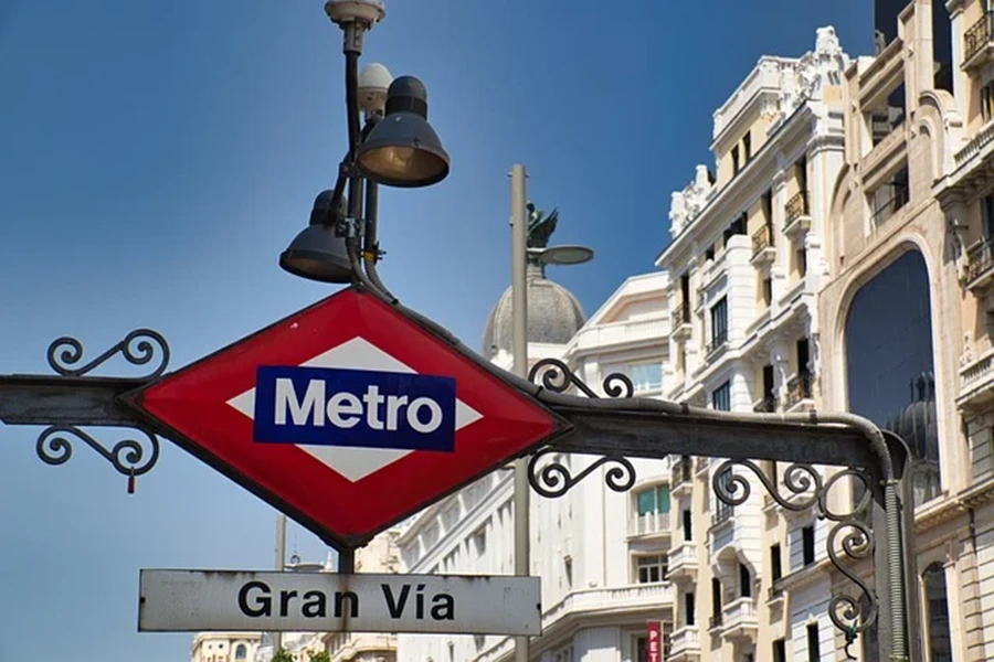 Castilla Estremadura Metro